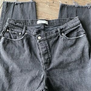 Abercrombie high rise dad jean with the cross waist